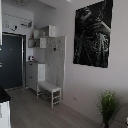 Panoramis Promenada-Cezar Apartment Navodari Exterior photo